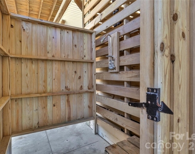 1708 W Dolphin Drive - Photo Thumbnail 26