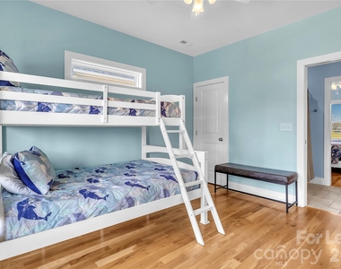 1708 W Dolphin Drive - Photo Thumbnail 23