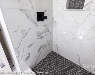 409 Eastover Avenue - Photo Thumbnail 25
