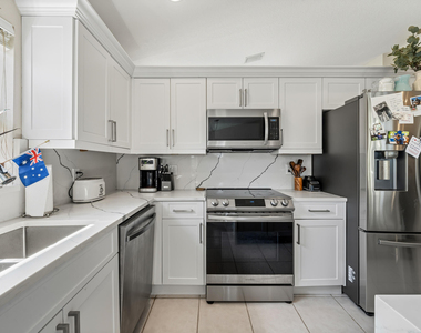 3817 Miramontes Circle - Photo Thumbnail 14