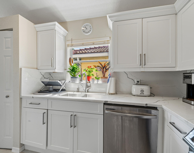 3817 Miramontes Circle - Photo Thumbnail 15