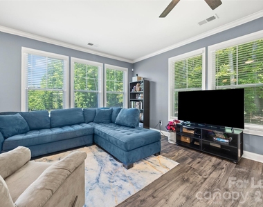 1095 Chicory Trace - Photo Thumbnail 5