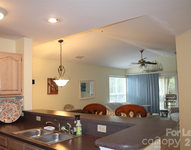 763 Southwest Drive - Photo Thumbnail 6