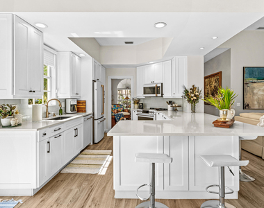 4983 Garden Drive - Photo Thumbnail 9