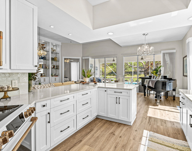 4983 Garden Drive - Photo Thumbnail 11