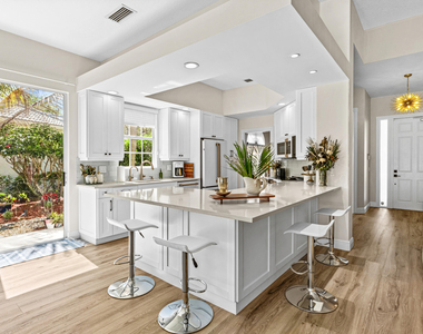 4983 Garden Drive - Photo Thumbnail 8