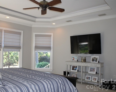 17404 Summer Place Drive - Photo Thumbnail 12
