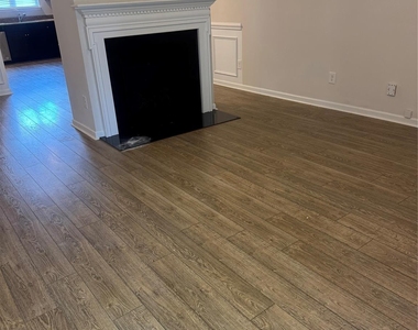 7118 Mclothian Lane - Photo Thumbnail 5
