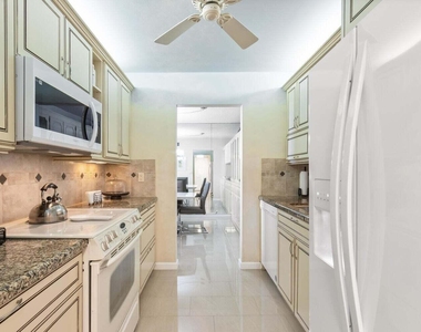 5440 N Ocean Drive - Photo Thumbnail 6