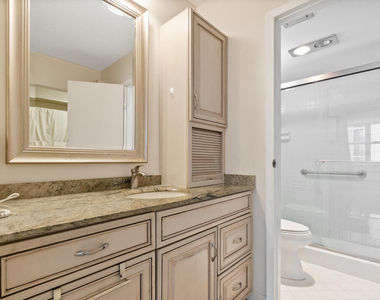 5440 N Ocean Drive - Photo Thumbnail 13