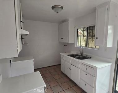 5341 Cronus Street - Photo Thumbnail 4