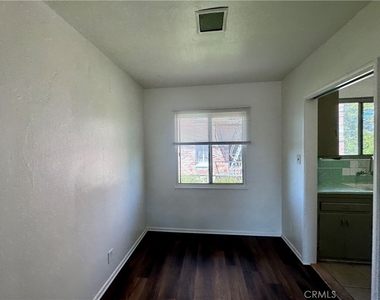 516 E Lomita Avenue - Photo Thumbnail 2