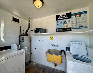 516 E Lomita Avenue - Photo Thumbnail 7