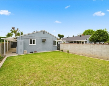 6268 N Muscatel Avenue - Photo Thumbnail 4