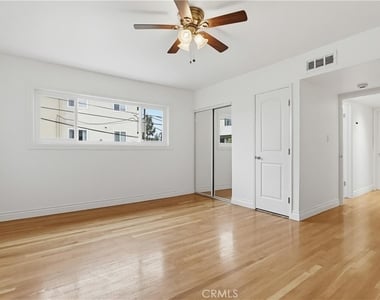 312 Raymondale - Photo Thumbnail 14