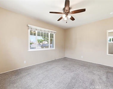 6266 N Muscatel N - Photo Thumbnail 14