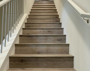 633 Winchester Drive - Photo Thumbnail 18