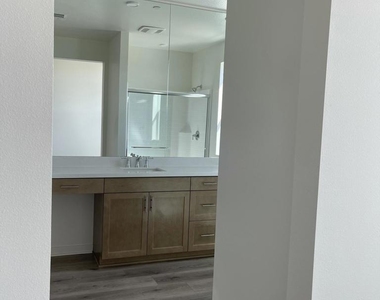 633 Winchester Drive - Photo Thumbnail 26