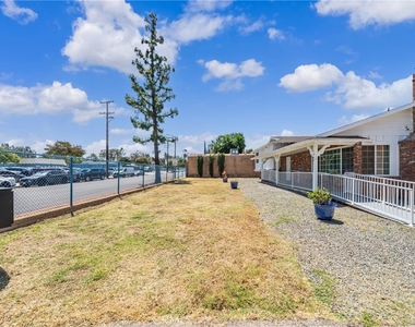 1345 Jellick Avenue - Photo Thumbnail 34