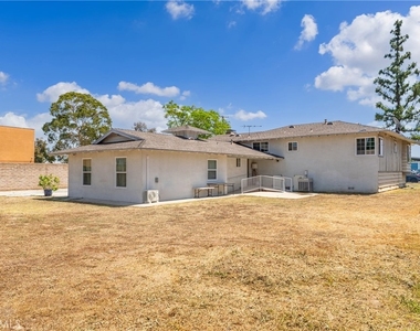 1345 Jellick Avenue - Photo Thumbnail 26