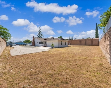 1345 Jellick Avenue - Photo Thumbnail 23