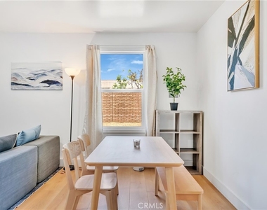 1345 Jellick Avenue - Photo Thumbnail 4