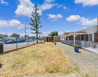 1345 Jellick Avenue - Photo Thumbnail 44
