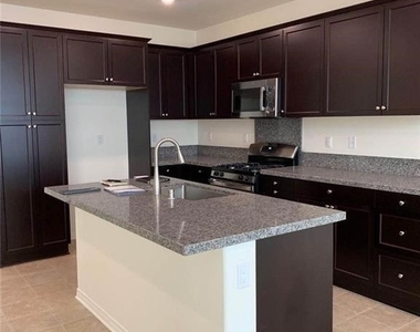 6065 Sendero - Photo Thumbnail 1