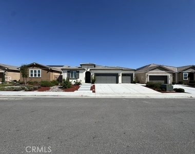 26562 Penny Hedge - Photo Thumbnail 2