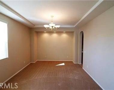 25118 Meridian - Photo Thumbnail 11