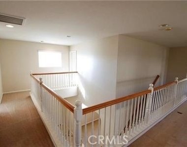 25118 Meridian - Photo Thumbnail 12