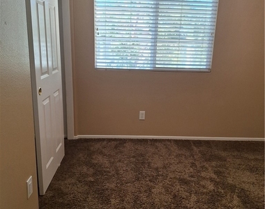 28410 Socorro - Photo Thumbnail 7
