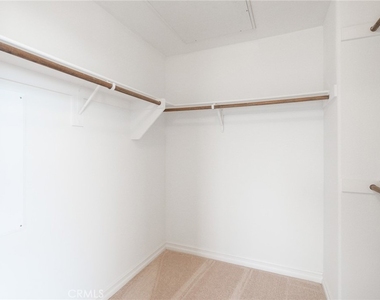629 Traction Avenue - Photo Thumbnail 24