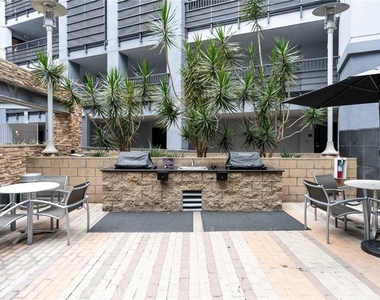 629 Traction Avenue - Photo Thumbnail 3