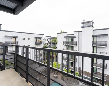 629 Traction Avenue - Photo Thumbnail 32