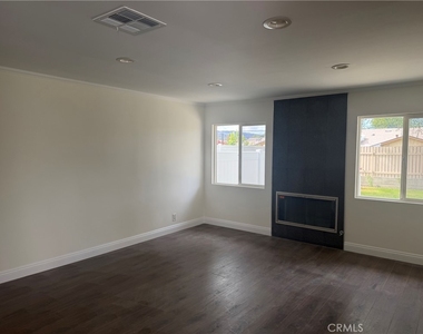22149 Welby - Photo Thumbnail 7