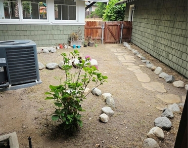 2121 Garfield - Photo Thumbnail 19