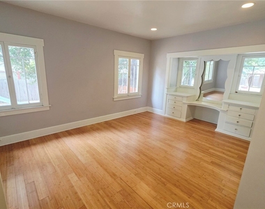 2121 Garfield - Photo Thumbnail 15