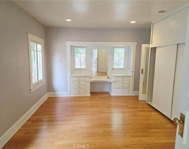 2121 Garfield - Photo Thumbnail 13