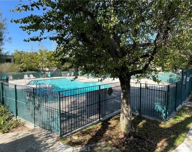 18504 Mayall Street - Photo Thumbnail 18