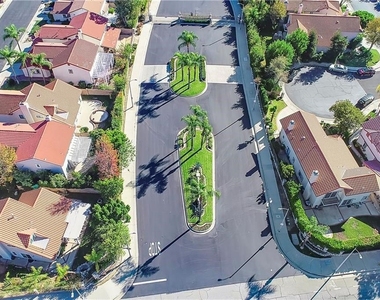 12022 Falcon Crest Way - Photo Thumbnail 34