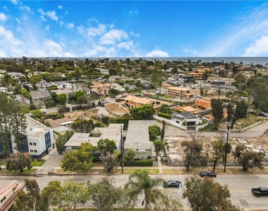 16144 Sunset Boulevard - Photo Thumbnail 16