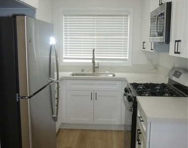 16901 Crenshaw Boulevard - Photo Thumbnail 4