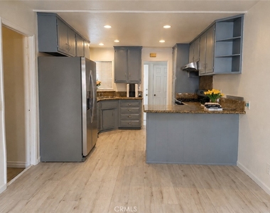 2640 Batson Avenue - Photo Thumbnail 1