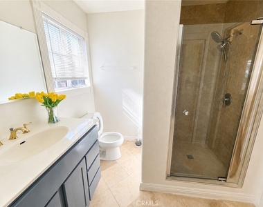 2640 Batson Avenue - Photo Thumbnail 4