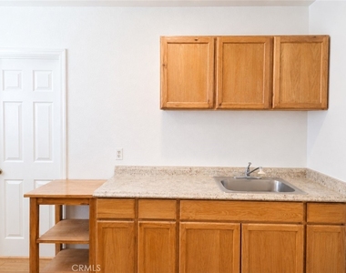 2640 Batson Avenue - Photo Thumbnail 15