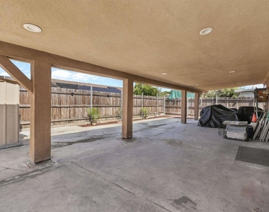 820 Blackwood Dr - Photo Thumbnail 28