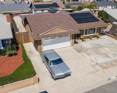 820 Blackwood Dr - Photo Thumbnail 1