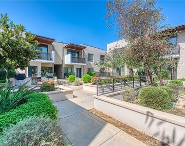 125 Hurlbut Street - Photo Thumbnail 28