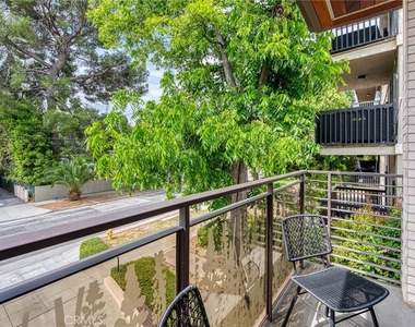 125 Hurlbut Street - Photo Thumbnail 17